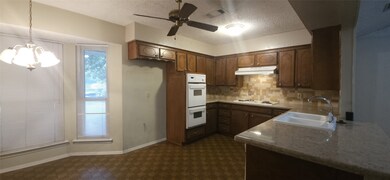 6737 Bartay Dr, North Richland Hills, TX 76182 - photo 4