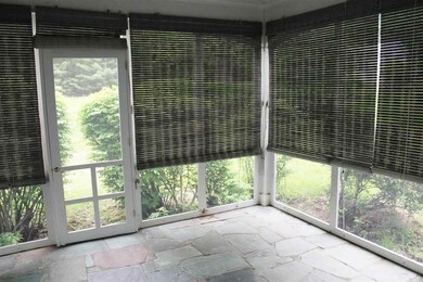 290 Pleasant St, Franklin, NH 03235 - photo 7