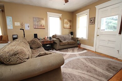 45 Mount Vernon St, Saugus, MA 01906 - photo 5