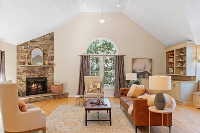 10 Olde Taverne Ln, Amesbury, MA 01913 - photo 4