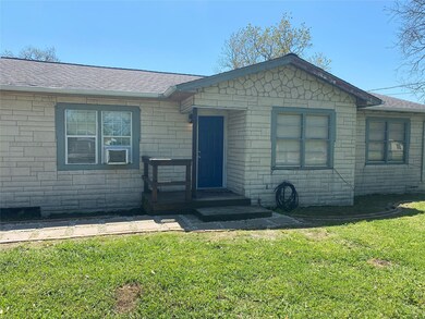 3574 County Road 531, Alvin, TX 77511 - photo 3