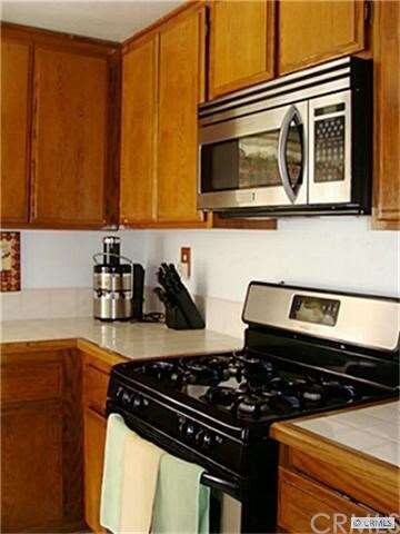 KITCHEN VIEW 2