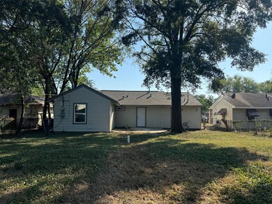 3715 Yellowstone Blvd, Houston, TX 77021 - photo 2
