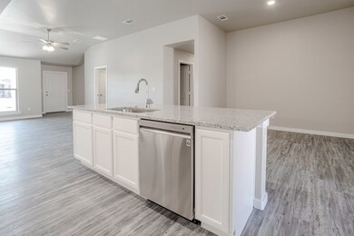 1305 Canal St, Odessa, TX 79765 - photo 6