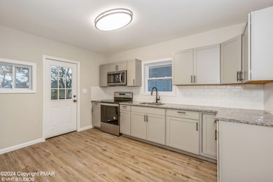 804 W Locust St, Scranton, PA 18504 - photo 4