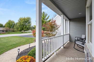 804 Meadowmeade Dr SE, Ada, MI 49301 - photo 4