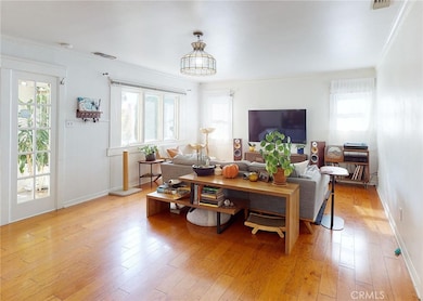 2049 Argyle Ave, Los Angeles, CA 90068 - photo 3