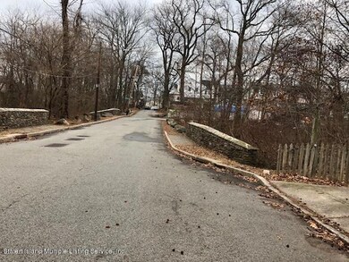 23 Grantwood Ave, Staten Island, NY 10312 - photo 4