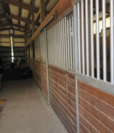 8889 Stein Rd, Custer, WA 98240 - photo 7