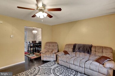 137 Lenker Dr, Williamstown, PA 17098 - photo 6