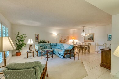 10502 W Highwood Ln, Sun City, AZ 85373 - photo 3