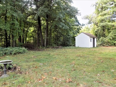 471 Barry St, Feeding Hills, MA 01030 - photo 4