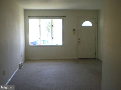 13104 Dumbarton Dr, Rockville, MD 20853 - photo 4