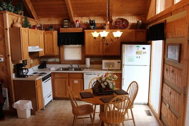 7 Kitchen - Dining Area