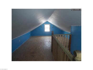 218 Vine St, Coshocton, OH 43812 - photo 5