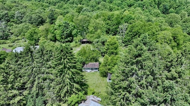 230 Cloverdale Rd, Shady Spring, WV 25918 - photo 3