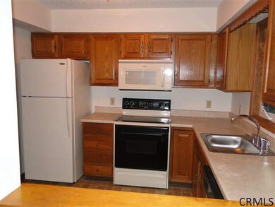 97 Velina Dr, Albany, NY 12203 - photo 4