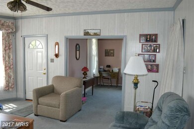 359 W Queen St, Chambersburg, PA 17201 - photo 7