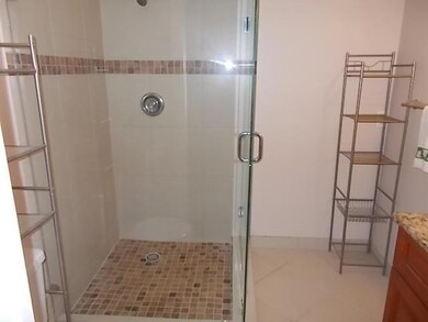 5639 56th Way 014