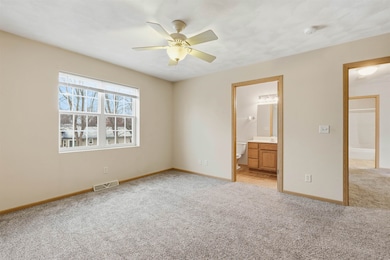 1191 Stonewood Crossing, Sun Prairie, WI 53590 - photo 5