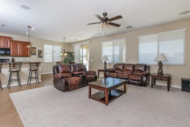 347 W Yellow Wood Ave, San Tan Valley, AZ 85140 - photo 2