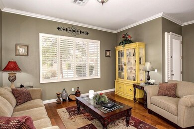 80th Interiors (1)