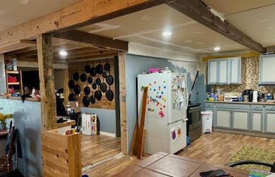 Dinning Room Kitchen Pantry