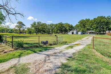 2816 Cross Timber Rd, Burleson, TX 76028 - photo 4