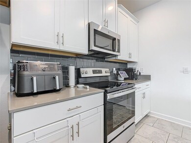 5647 Quiet Palm Loop, Saint Cloud, FL 34771 - photo 6