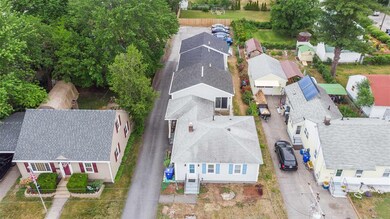 164 Maple St unit 3, Manchester, NH 03103 - photo 3