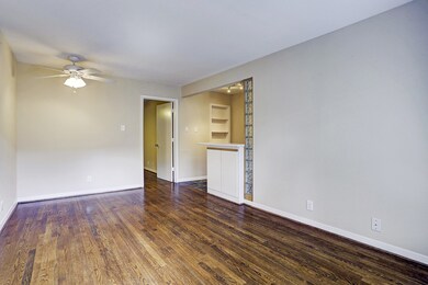 2023 Huldy St unit 5, Houston, TX 77019 - photo 3