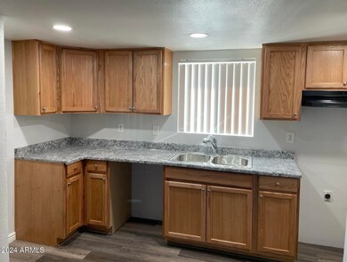 2301 N 28th St unit 3, Phoenix, AZ 85008 - photo 5