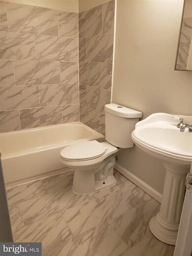 924 Portia Ct, Hyattsville, MD 20785 - photo 7