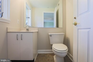 100 Lancefield Rd, Baltimore, MD 21209 - photo 6