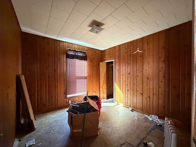 22 W Clark St unit 24, Freeport, IL 61032 - photo 5