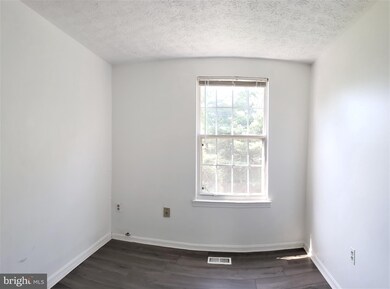 1306 E Spring Meadow Ct, Edgewood, MD 21040 - photo 6