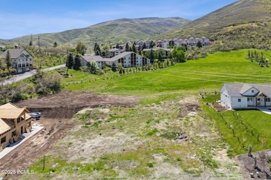 6_Lot-Aerial-Overview_1800x1200_4227179