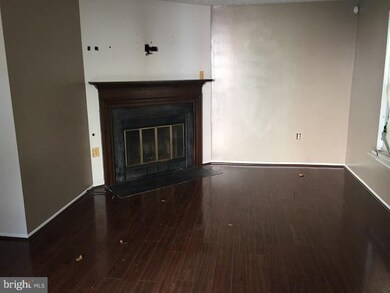 7315 Sheila Ln, Clinton, MD 20735 - photo 2