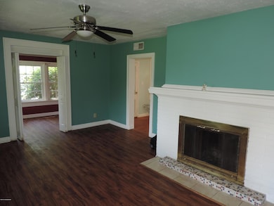 6405 Cooper Chapel Rd, Louisville, KY 40229 - photo 7