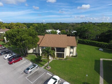 5900 Whispering Pine Way unit B-2, Greenacres, FL 33463 - photo 2