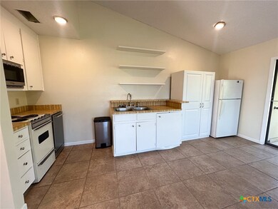 1015 Old Mill Rd unit 18, Salado, TX 76571 - photo 7