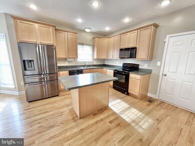 677 Dellinger Dr, Strasburg, VA 22657 - photo 7