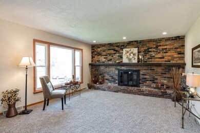 737 34th St, West Des Moines, IA 50265 - photo 2