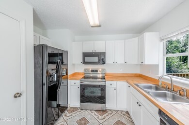 126 Cherry Tree Ct, Jacksonville, FL 32216 - photo 5