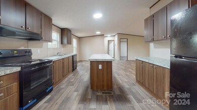 161 Arbor Dr, Statesville, NC 28677 - photo 6