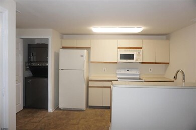 74 Pheasant Meadow Dr unit 84, Galloway, NJ 08205 - photo 7