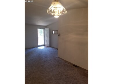 11169 S Myrtle Rd, Myrtle Creek, OR 97457 - photo 6