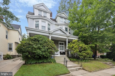 512 Crest Ave, Elkins Park, PA 19027 - photo 2