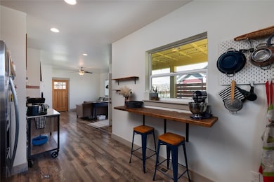 Eat in kitchen