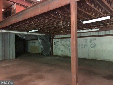 8435 Poplar Hill Dr, Clinton, MD 20735 - photo 6